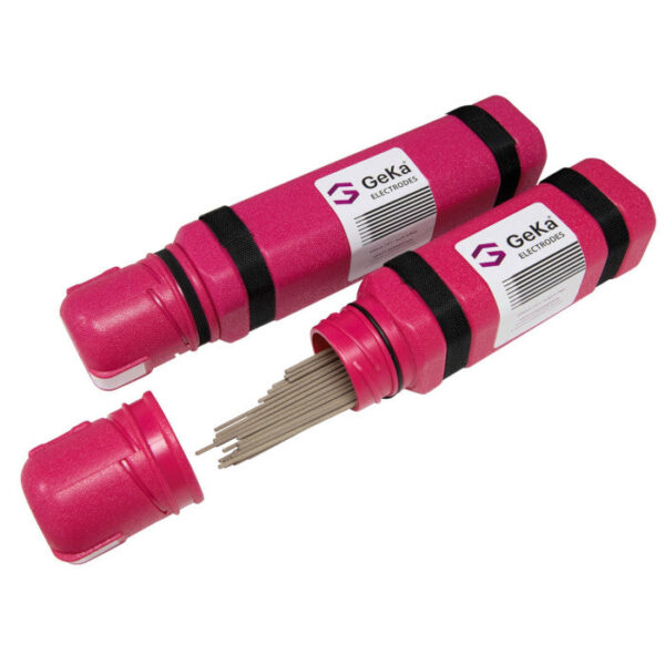 Två rosa cylindriska behållare, märkta "SAFETUBE MED BÄRREM 450MM," med en behållare öppen för att avslöja flera långa metallstavar inuti. Båda behållarna har svarta remmar runt sig.